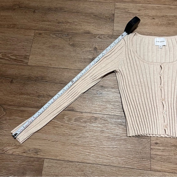 Pink Rose Button-up Cropped Sweater - Size Medium - Picture 7 of 12